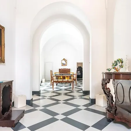 Casa Dell'arciprete Dimora Storica Mesagne