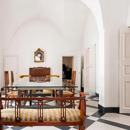 Casa Dell'arciprete Dimora Storica * Mesagne