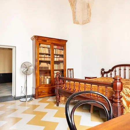 Casa Dell'arciprete Dimora Storica * Mesagne